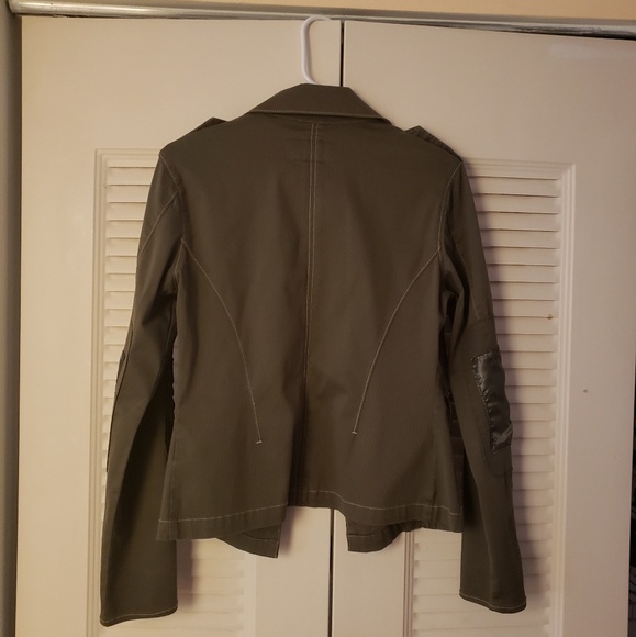 Jacket - Picture 2 of 2